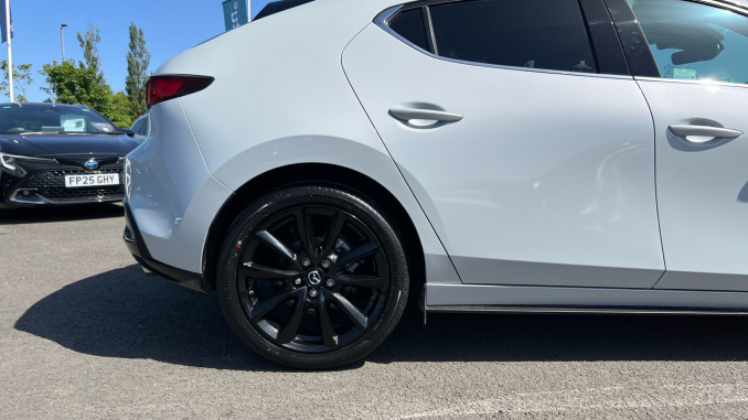 Mazda 3 2.5 e-Skyactiv G MHEV [140] Homura 5dr Petrol Hatchback - Image 7